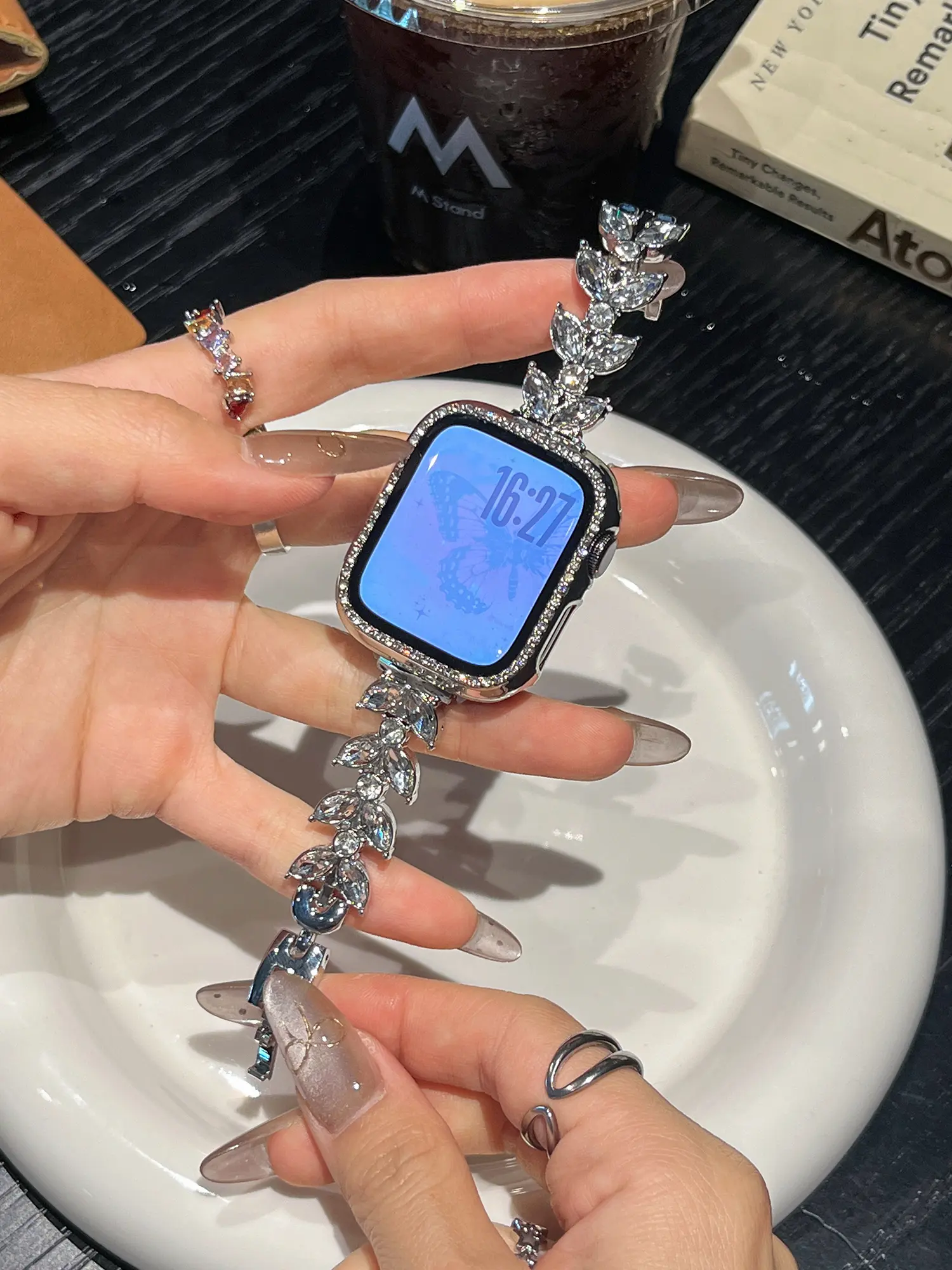 بند اپل واچ Diamond leaf bracelet با گارد نگینی