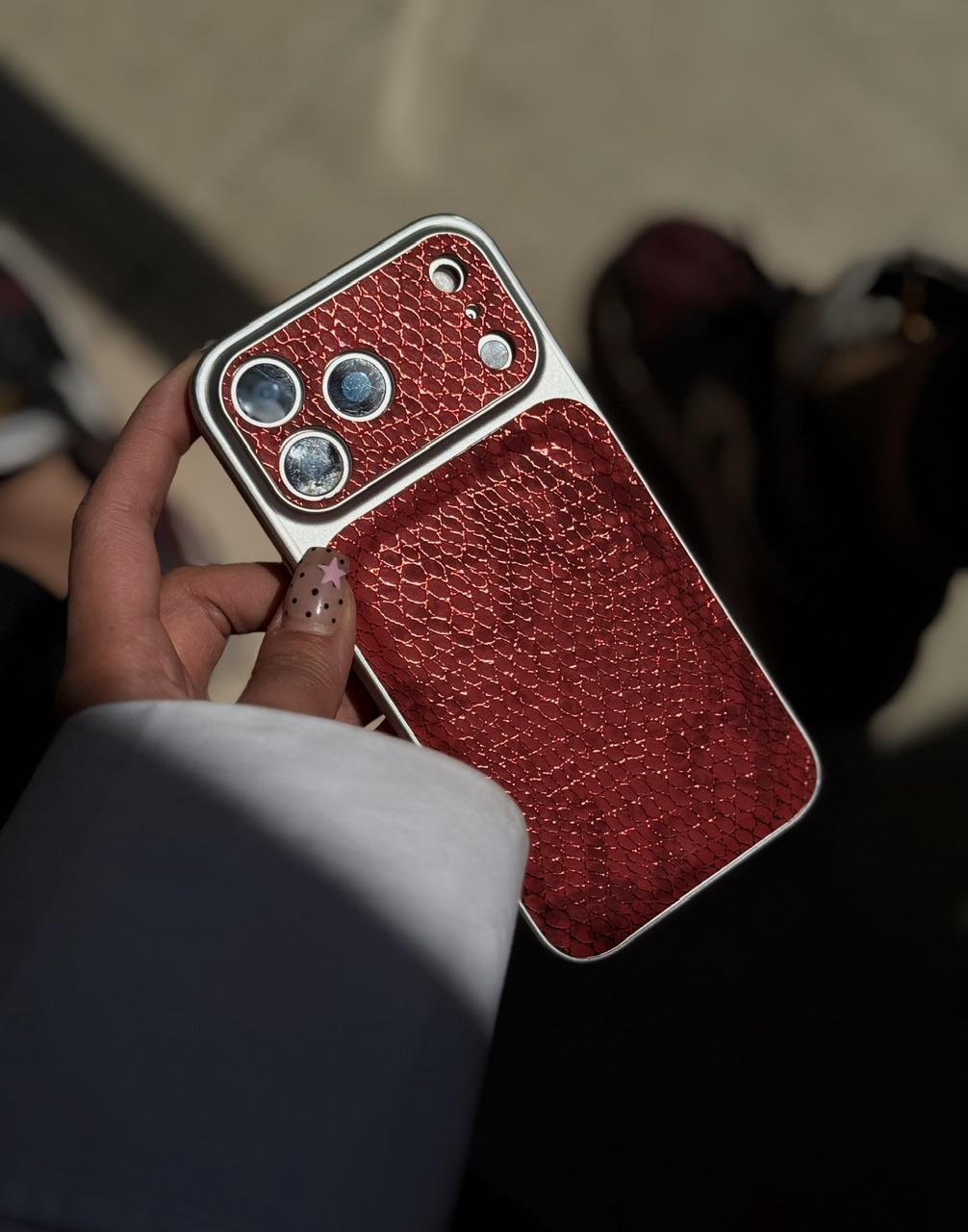 قاب گوشی AG طرح Red python مناسب آیفون